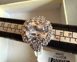 Sterling Silver Size 7 Clear Stones New $28.00