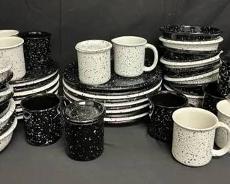 CT516Black  White Ceramic Dishes And Mugs