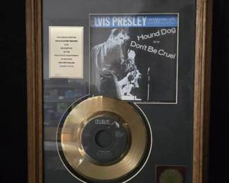 CT129Elvis Gold Plated Record Hound Dog