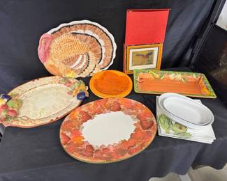CT153Thanksgiving, Fall Serving Platters And More