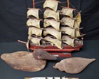 CT568Vintage Queen Mary Ship Model And More