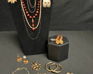 KN312Costume Jewelry  Gold  Rust Tones