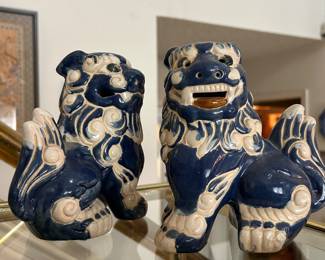 Vintage ceramic foo dogs (lions)