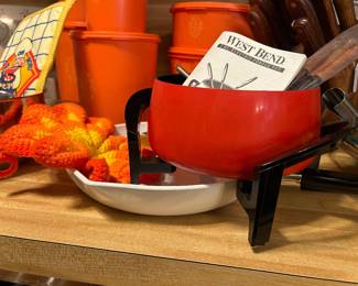Retro fondue pot
