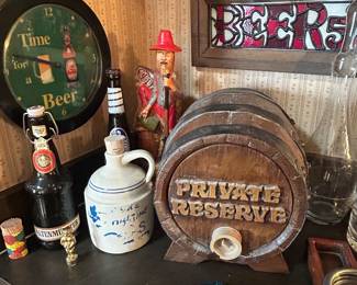 Beer accessories and collectibles