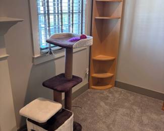 Multi-level cat tower with enclosed cube