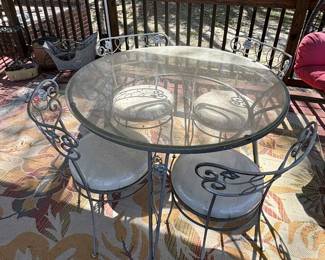 att.mlvzR 8uOe eptGs lbls5I5UAtmU3hN38YeQtvlzGQ