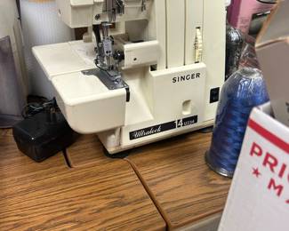 Serger machine 