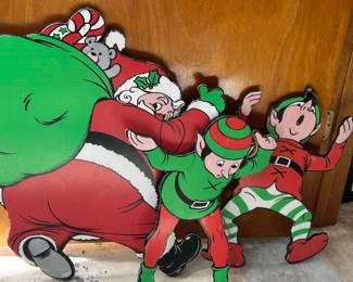 Lots of outdoor Christmas 