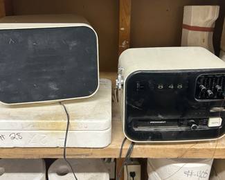 Vintage space age stereo - works 