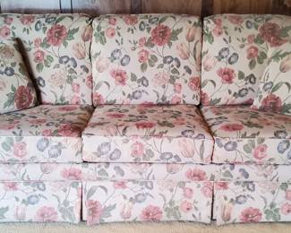 PRESALE $300 QUALITY LIKE NEW FLORAL SLEEPER SOFA ON MAIN LEVEL FOR EASY MOVE. LIGHTLY USED. THIS IS NOT FADED PICS NOT GREAT BUT PRINT IS VIBRANT...SEE CLOSE UPS