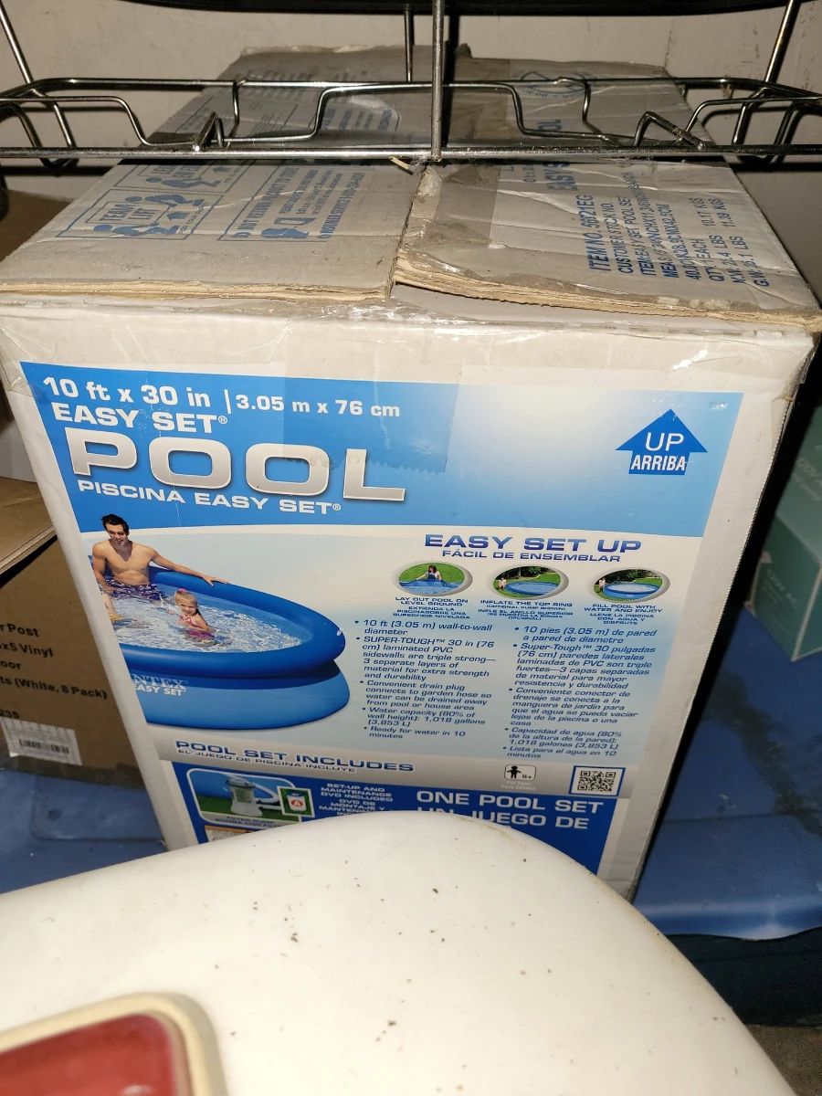 10ft small pool (30" depth)