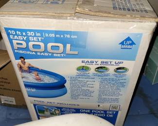 10ft small pool (30" depth)