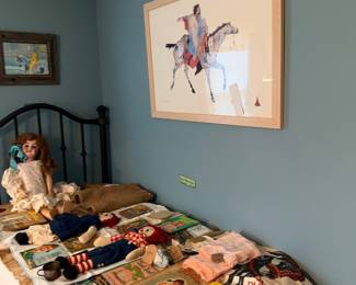 Items Located In The 2nd Bedroom ( Second Floor)