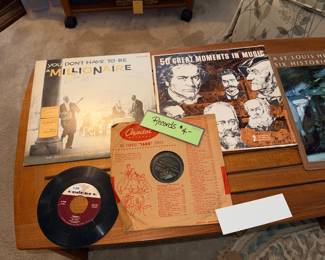 Items Located In The 2nd Bedroom ( Second Floor)