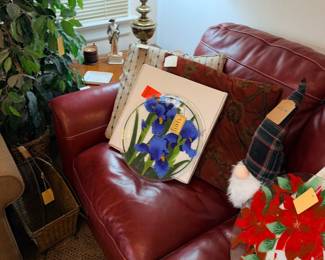 Items Located In The Family Room