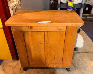 Items Located In The Lower Level