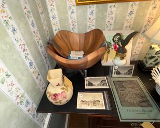 Items Located In The Dining Room