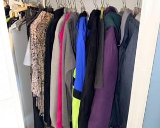 Items Located In The 2nd Bedroom ( Second Floor)