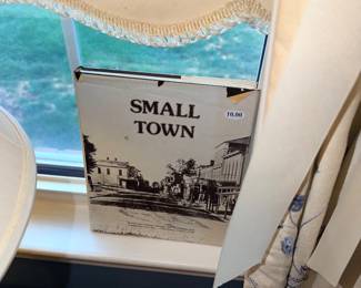 Items Located In The 1st Bedroom (MASTER)