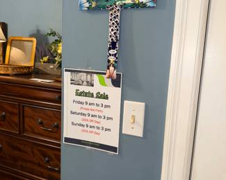 Items Located In The 1st Bedroom (MASTER)