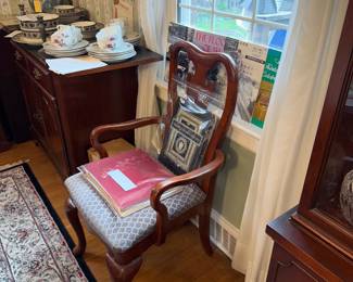 Items Located In The Dining Room