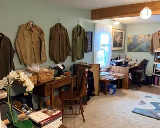 Items Located In The 3rd Bedroom ( Second Floor)