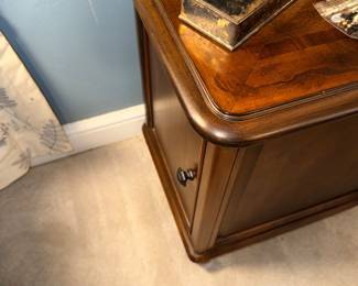 Items Located In The 1st Bedroom (MASTER)