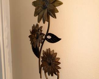 Items Located In The Central Hallway (On Second Floor)