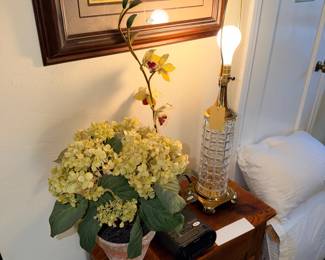 Items Located In The 4th Bedroom ( Second Floor)