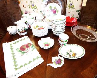 Portmeiron "Pomona" dishes