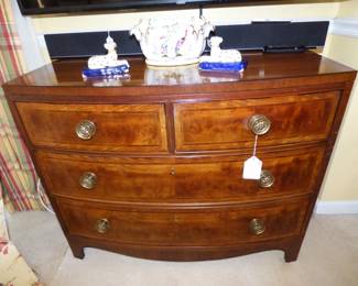 Henredon Chest 