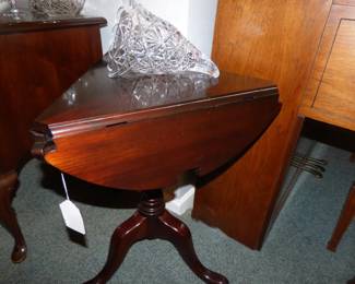 Unusual 3 Sided Pedestal Table (See next 2 Pictures)