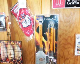 Georgia Bulldog Grilling items