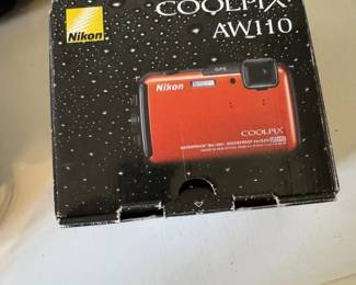 Nikon Coolpix P4 VR Digital Camera
