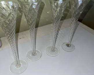 Set of 4 Optic Swirl Crystal Champagne Flutes 10"
