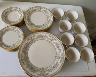 Set of 8 Lenox “Castle Garden” 5 Piece Place Setting, with two 10” Serving Bowls & 16” Platter