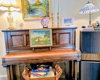 Antique Piano