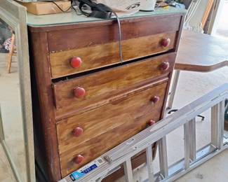 Several chest of drawers