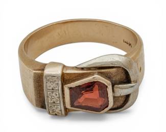 Lot 17 14K Yellow Gold Band, Buckle Form, Size 9 8 g 1 PC