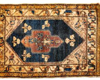 Lot 235 Persian Hamadan Handwoven Wool Mat, Ca. 1920, H 3' 2" W 2' 4"