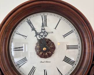 Howard Miller Dual Chime mantel clock.