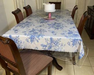Dining room set with 6 chairs and leaf