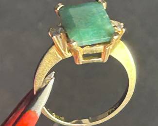 f 14K Gold Ring w Green JadeType Rectangular Stone  Diamond Accents