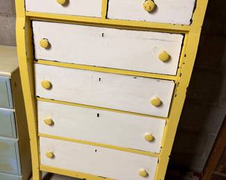 Shabby chic furniture