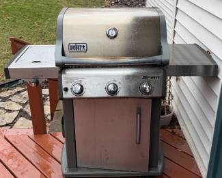 Weber gas grill