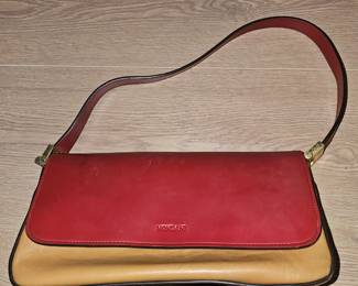 A two-tone leather shoulder bag by Mondani.