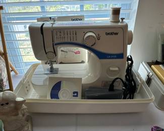 Brother LX-3125 sewing machine