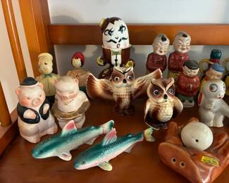 Variety of Vintage Novelty Salt & Pepper Shakers