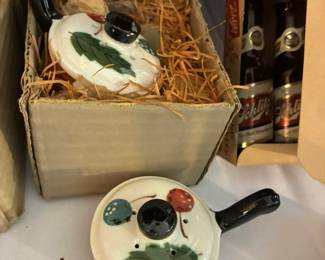 Variety of Vintage Novelty Salt & Pepper Shakers